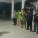 Polsek Bungursari Bersama Satpol PP dan Linmas Tertibkan Pelajar pada Malam Hari, Pengawasan Jam Malam di Cikopo Diperketat