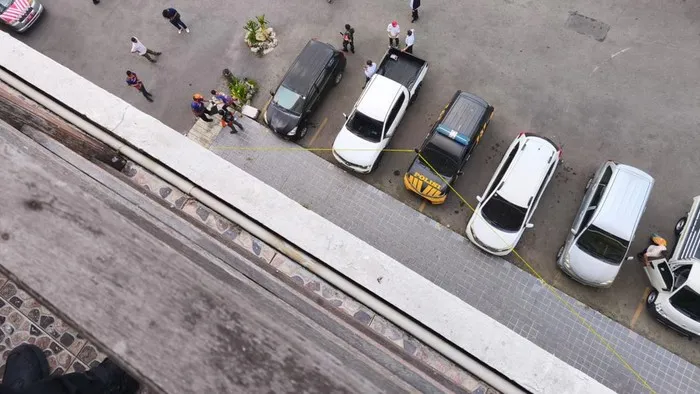 Bocah Perempuan 3 Tahun Tewas Terjatuh dari Balkon Hotel di Samarinda saat Orang Tua Sarapan