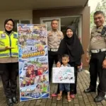 Ditlantas Polda Kalbar Edukasi Anak tentang Keselamatan Berlalu Lintas melalui Kegiatan Mewarnai