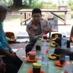 Jumat Curhat di Pulau Kelapa, Polisi Sosialisasikan Layanan 110 dan Ingatkan Bahaya Angin Kencang serta Ombak Tinggi