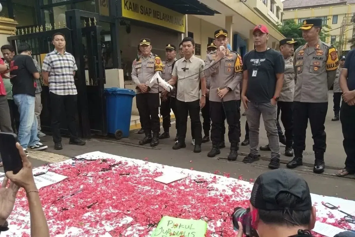 Kapolresta Bogor Kota Beri Sanksi Anggota yang Diduga Intimidasi Jurnalis Saat Liput Demo di Tugu Kujang