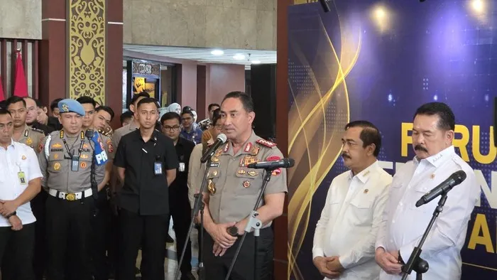 Kapolri: 92 Laporan Terkait Karhutla Naik Penyidikan, Penanganan Mengarah ke Korporasi