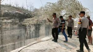 Pekerja Tambang Batu Kumbung di Tuban Tewas Terjatuh dari Ketinggian 15 Meter, Polisi Lakukan Pemeriksaan