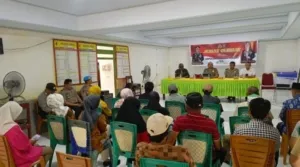 Perkuat Hubungan dengan Masyarakat, Polda Sulteng Gelar Jumat Curhat di Desa Pewunu