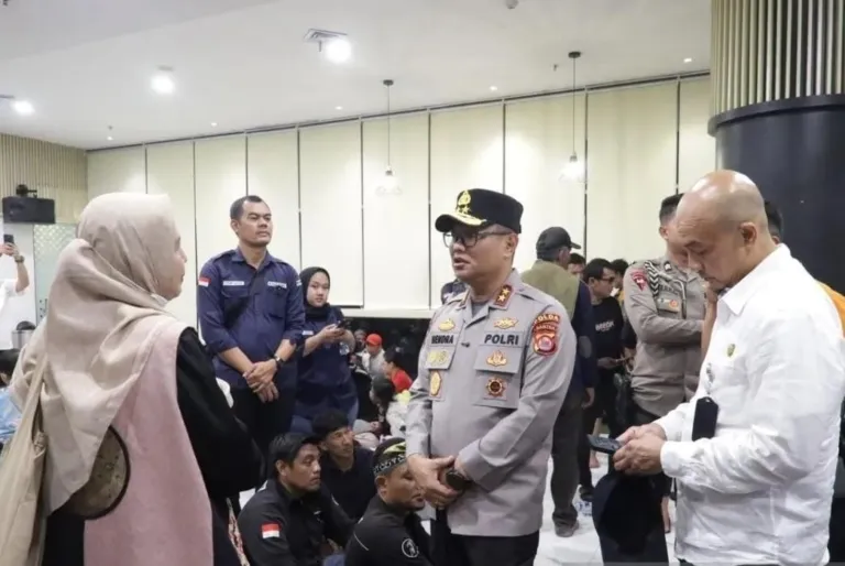 Polda Banten Pastikan Penumpang KMP Batumandi Selamat, Korban Luka Mendapat Evakuasi