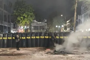 Demonstrasi di Malioboro Yogyakarta Berujung Ricuh, Polisi Sebut Massa Lempar Batu hingga Petasan