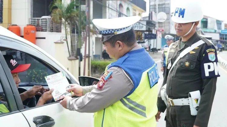 Polres Kapuas Halu Tekankan Edukasi Kepada Pengendara Operasi Patuh 2026