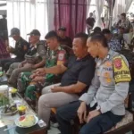 Polsek Arjawinangun Bersama TNI dan Pemdes Sende Kawal Hiburan Organ Tunggal agar Tetap Kondusif