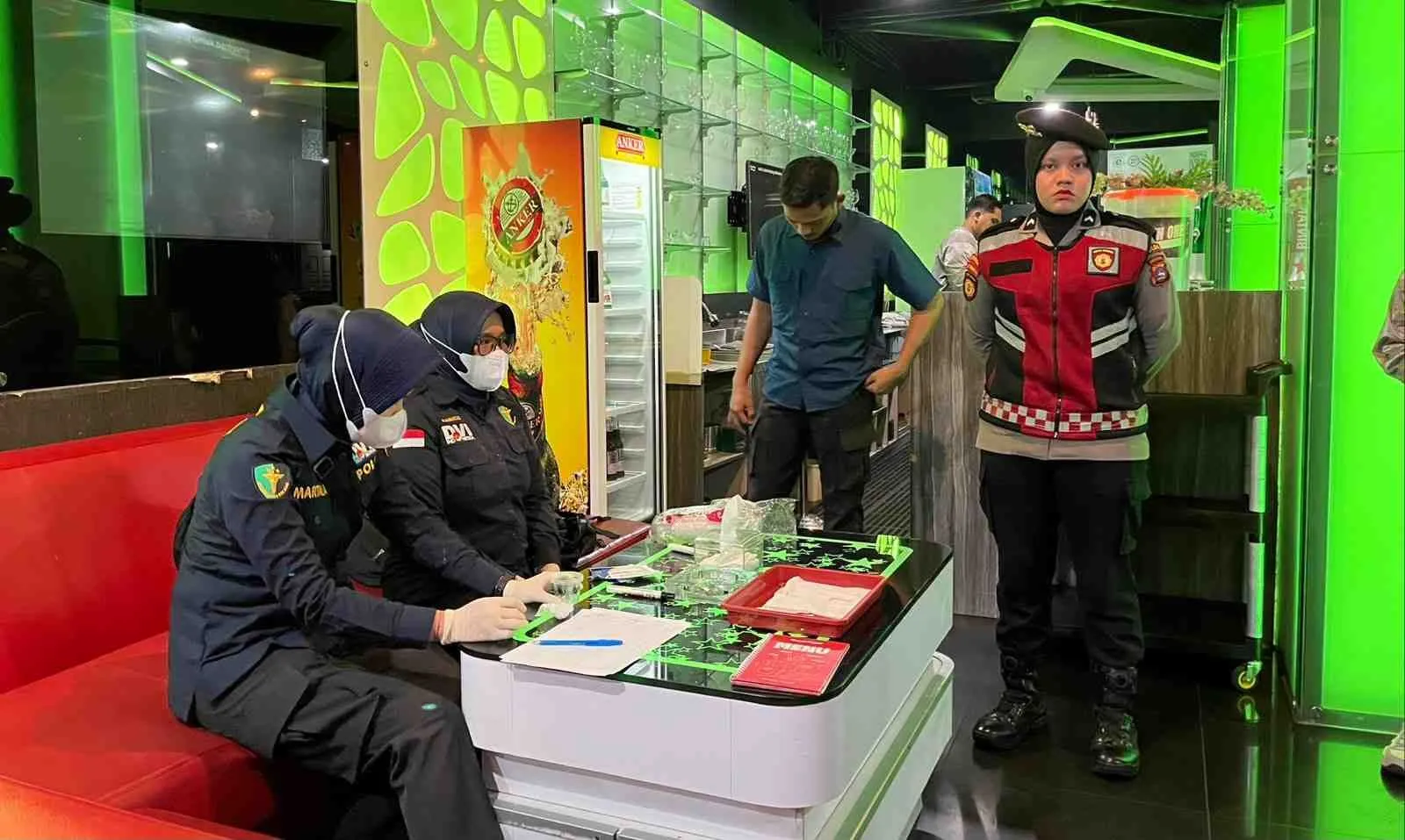 Razia Gabungan Polda Sumbar Sasar 12 Tempat Hiburan Malam di Padang