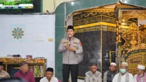 Salat Subuh Berjamaah di Palembang, Kapolda Sumsel Serap Aspirasi Warga soal Kamtibmas