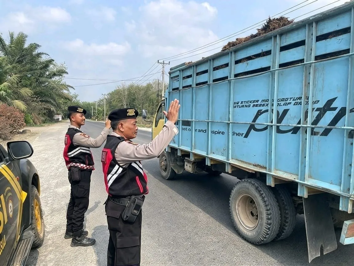 Sat Samapta Polres Mesuji Gelar Patroli Janji Jaga, Pastikan Jalintim Aman dan Kondusif