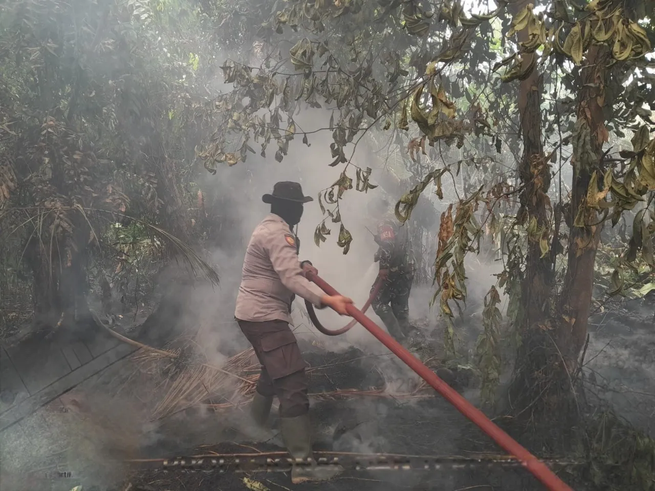 Satgas Karhutla Seruyan Bergerak Cepat Padamkan Kebakaran Lahan di Kartika Bakti