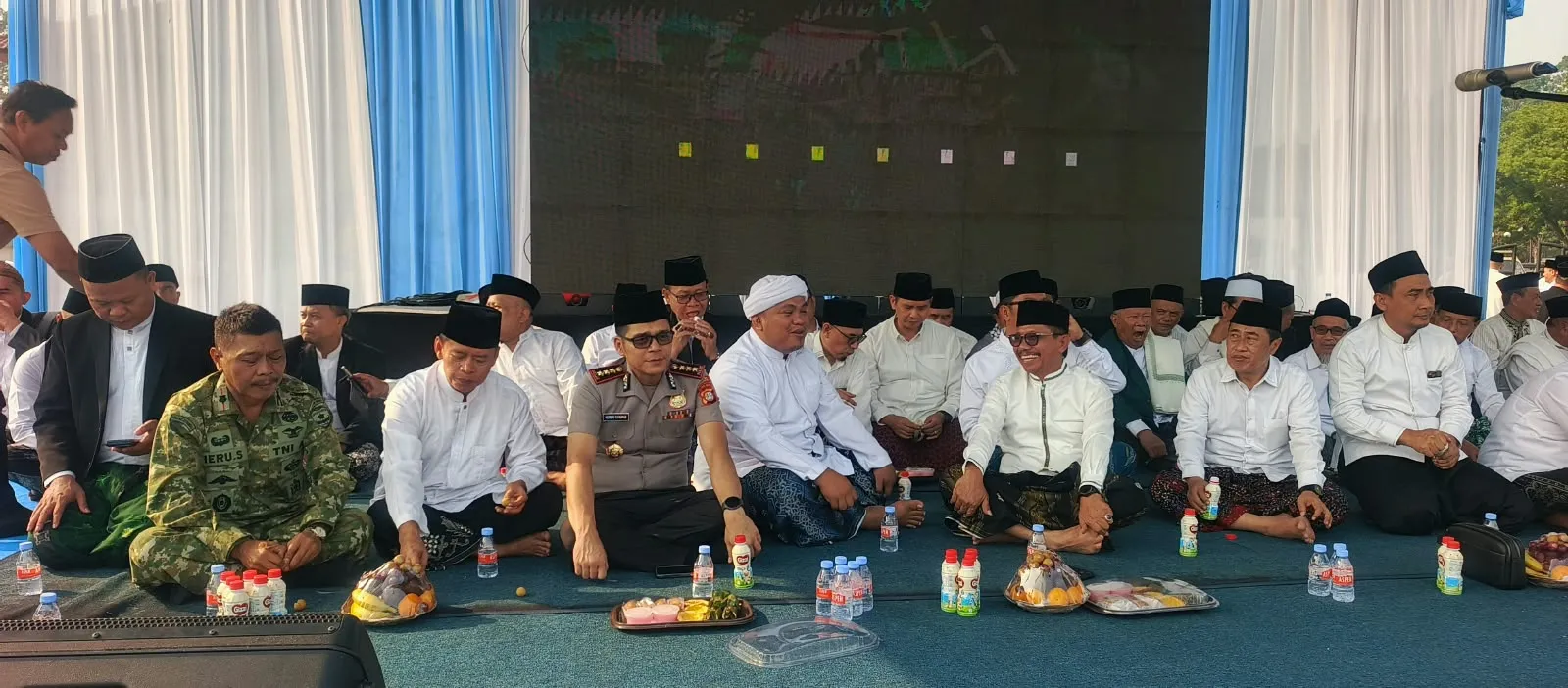 Danramil 01/Tgr Hadiri Peringatan Hari Santri Nasional Tingkat Kota Tangerang Tahun 2026