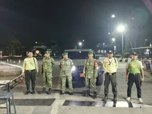 Koramil 05/Kramatjati-Makasar Gelar Patroli/Siskamling Malam Minggu Ciptakan Kamtibmas