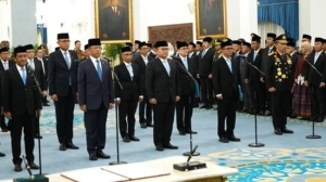 Prabowo Lantik Listyo Sigit Prabowo sebagai Kepala Staf Kepresidenan
